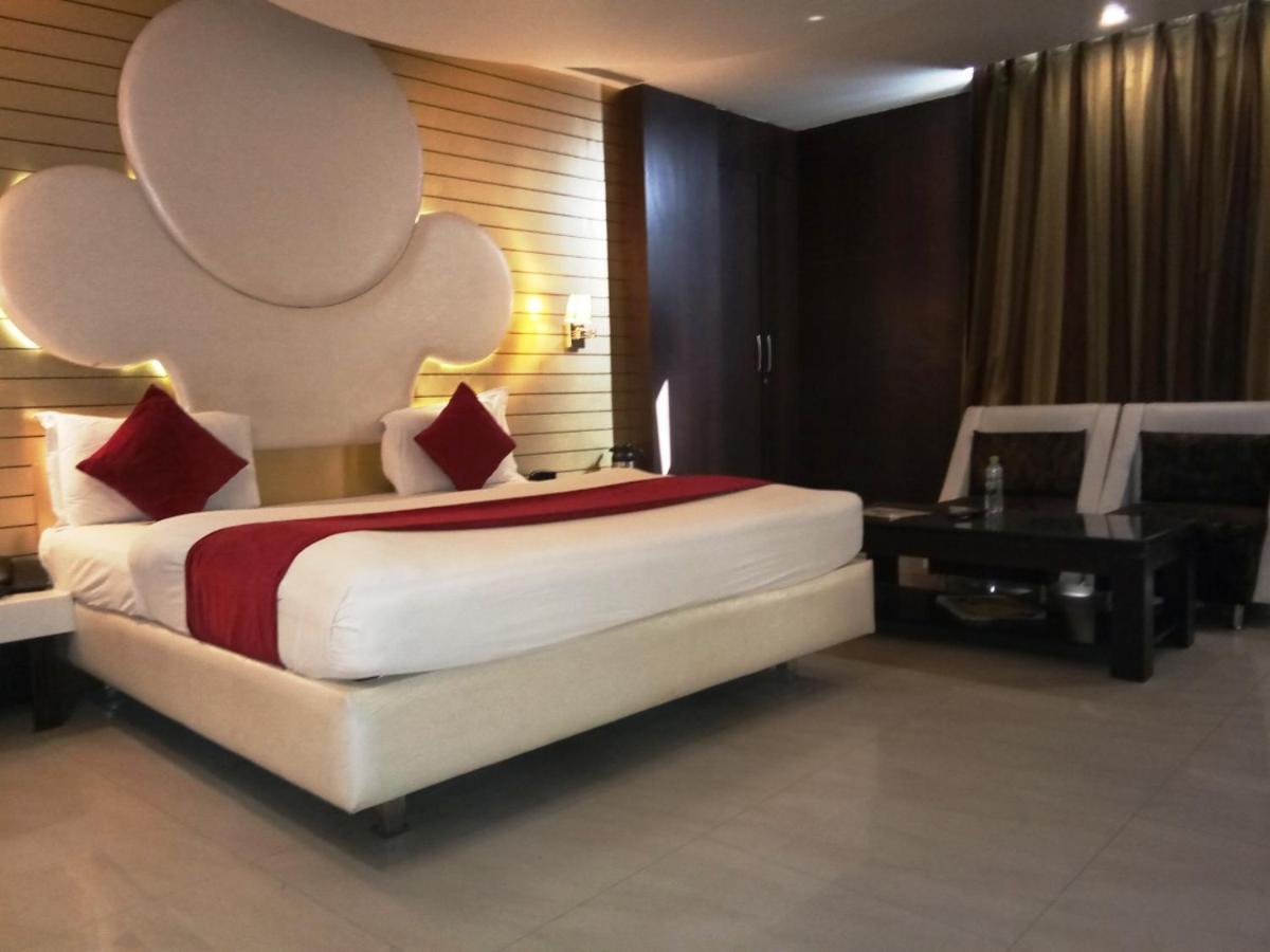Hotel D'Grand Барели Экстерьер фото